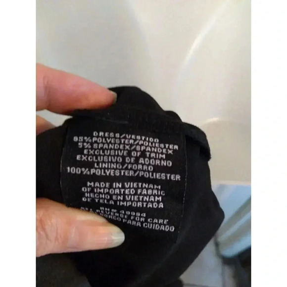 R & M Richards Formal Dress Black Sequined Waist Sleeveless Peephole Slit Sz 12 - Picture 10 of 11